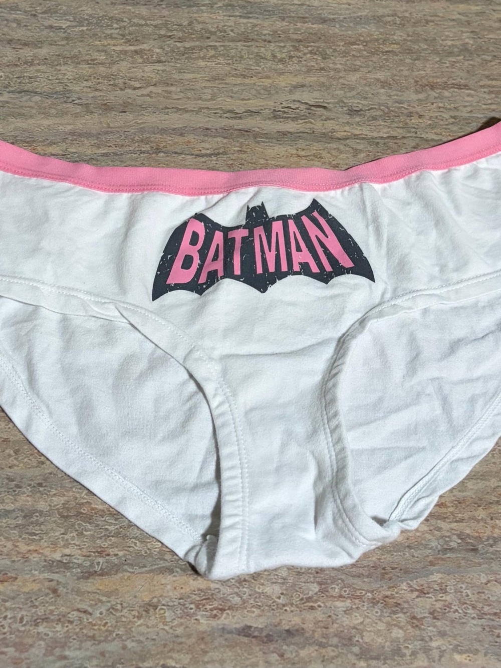 NWOT Dc Comics Batman Girls' White & Pink Bikini Briefs